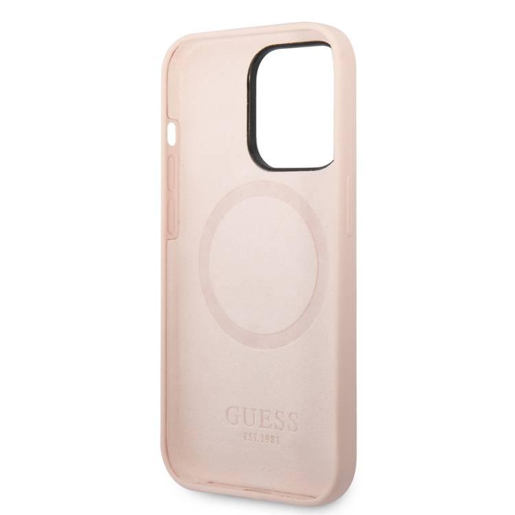 Guess Magsafe Silicone Case With Metal Plate Logo - Pink