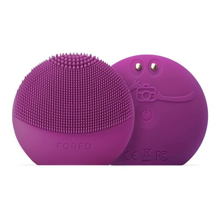 Foreo Luna Fofo Smart Cleansing Massager & Skin Analyzer - Purple